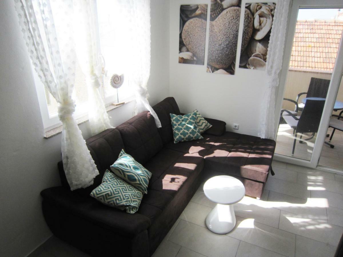 M&B Guest House Srima Ngoại thất bức ảnh