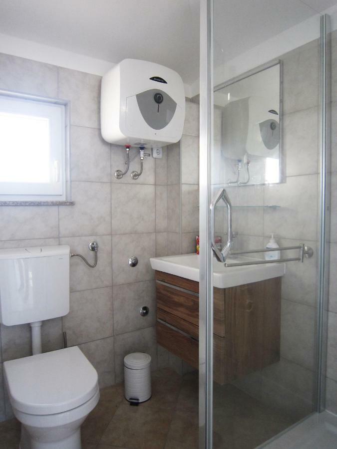 M&B Guest House Srima Ngoại thất bức ảnh