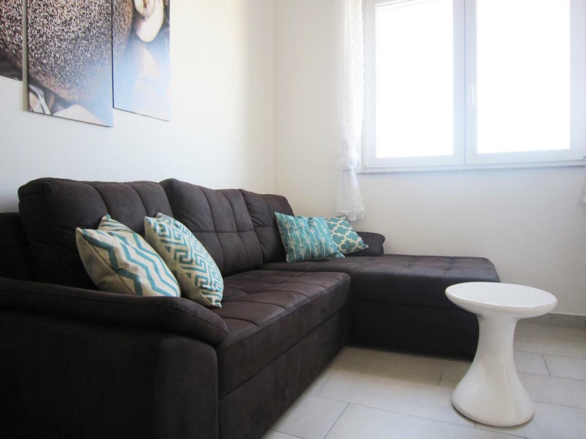 M&B Guest House Srima Ngoại thất bức ảnh