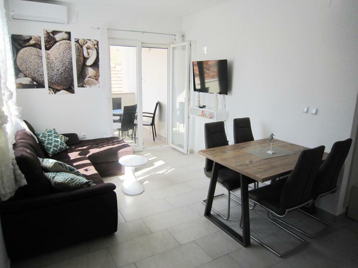 M&B Guest House Srima Ngoại thất bức ảnh